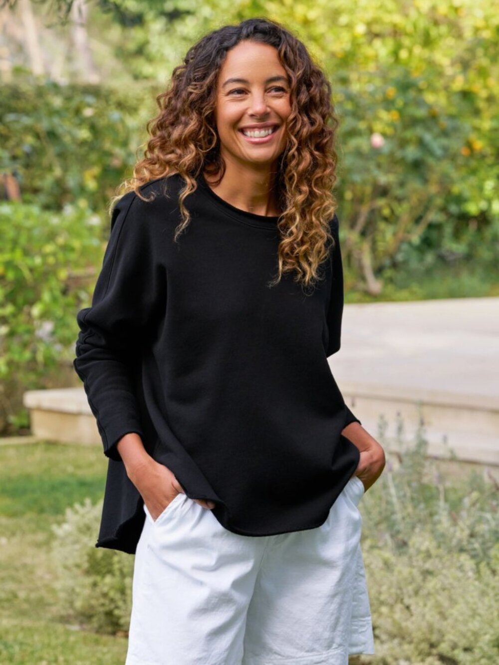 Frank & Eileen | Anna Long-Sleeve Capelet in Black